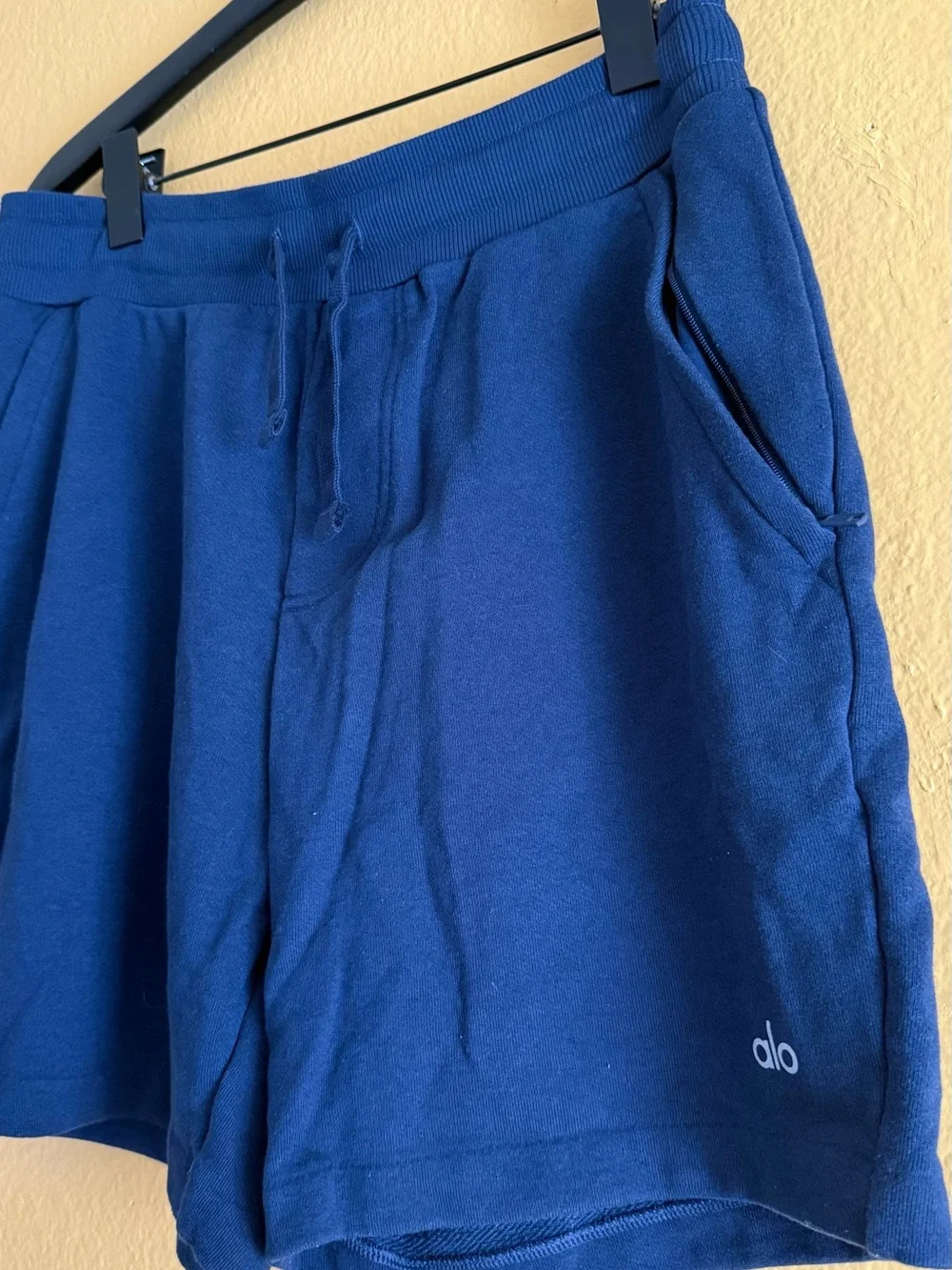 ALO Yoga Men’s Chill Short Relax